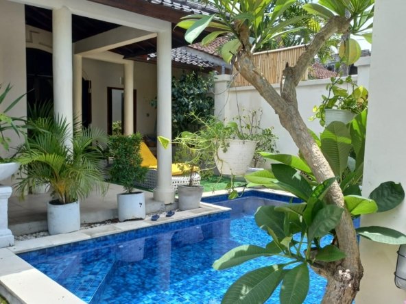 2-Bedroom Balinese Vintage Villa in Umalas